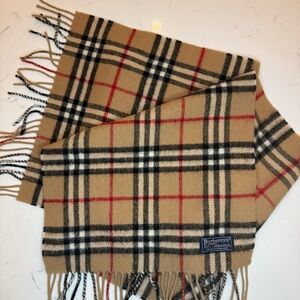 Vintage Burberry Classic Plaid Unisex Lambs Wool Scarf